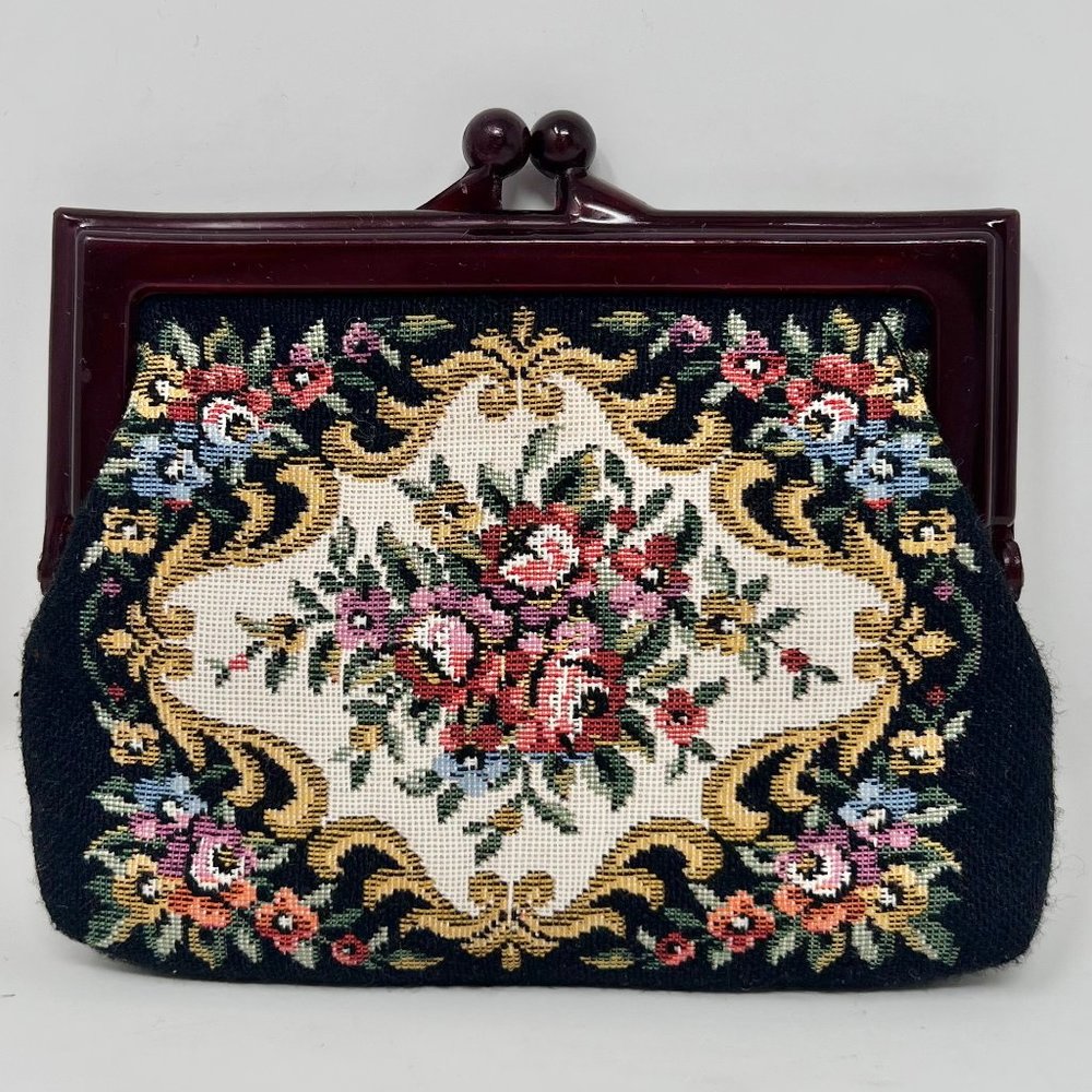 Tapestry Vintage Purse Clutch Kiss Lock Lucite Plastic 5.5" Wide x 4.5" Tall